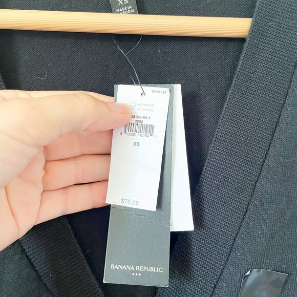 NWT Banana Republic The Forever Sweater Cardigan Black, Size XS - Picture 6 of 10